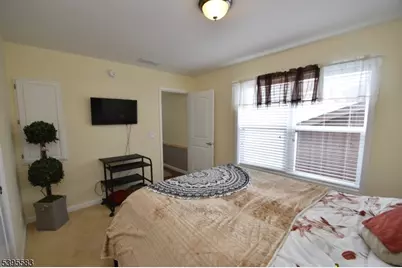 18 Easy Drive, Jefferson Township, NJ 07438 - Photo 9