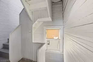 233 N 18th St, East Orange, NJ 07017 - Photo 11