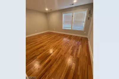 99 Hedden Ter, Newark, NJ 07108 - Photo 11