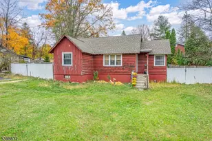 91 Breakneck Rd, Vernon, NJ 07422 - Photo 1