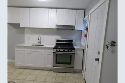 768B State St, Perth Amboy, NJ 08861 - Photo 11