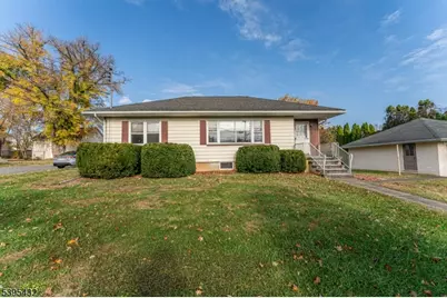 700 Avenue A, Lopatcong Township, NJ 08865 - Photo 3