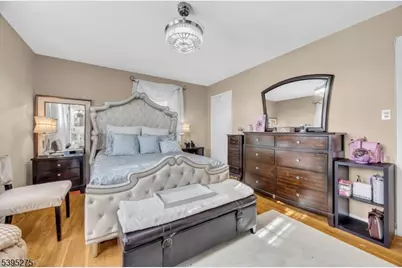 19 Winston Dr, Franklin Township, NJ 08873 - Photo 23