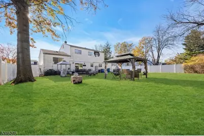 19 Winston Dr, Franklin Township, NJ 08873 - Photo 31