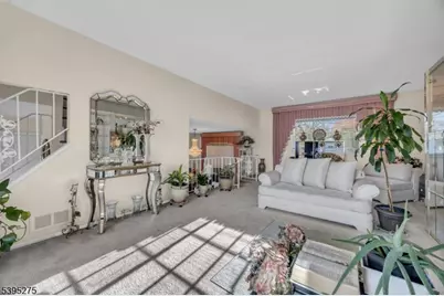 19 Winston Dr, Franklin Township, NJ 08873 - Photo 7