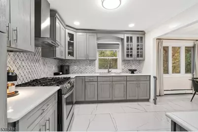 88 Hinchman Ave, Wayne, NJ 07470 - Photo 9