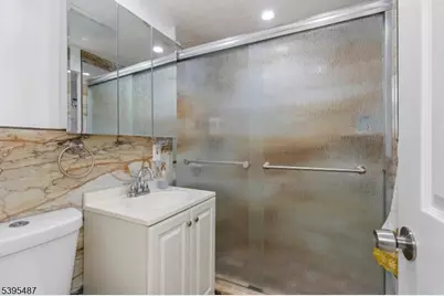 88 Hinchman Ave, Wayne, NJ 07470 - Photo 23