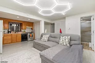 88 Hinchman Ave, Wayne, NJ 07470 - Photo 19