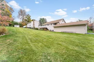 13 Glutting Pl, East Hanover Township, NJ 07936 - Photo 41