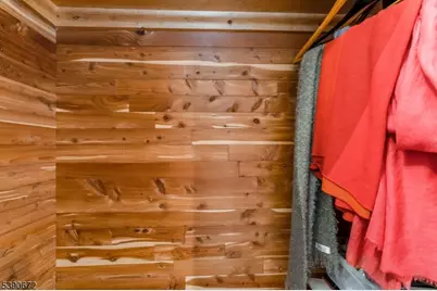 13 Glutting Pl, East Hanover Township, NJ 07936 - Photo 15