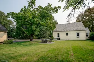 10 Valley View Ave, Peapack Gladstone Boro, NJ 07934 - Photo 23