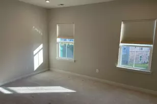 12 Clausen Ct, Mount Olive, NJ 07828 - Photo 5