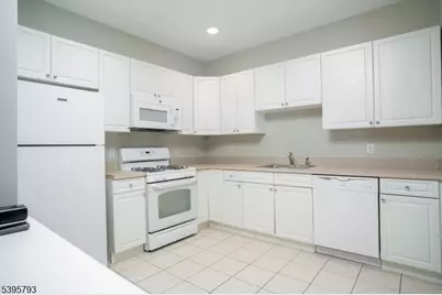 58 Autumn Ridge Rd, Parsippany, NJ 07950 - Photo 7