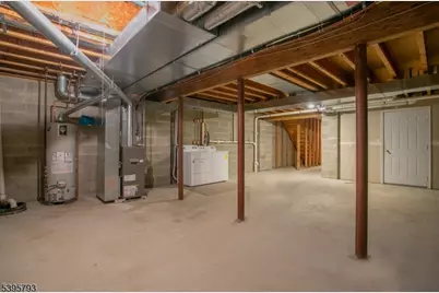 58 Autumn Ridge Rd, Parsippany, NJ 07950 - Photo 25