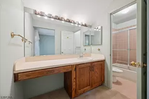 2 Berkley Ln, Bedminster Township, NJ 07921 - Photo 29