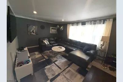 67 Sherwood Ave, Haledon, NJ 07508 - Photo 15