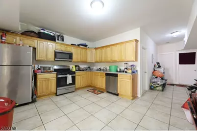 349 Osborne Ter, Newark, NJ 07112 - Photo 23