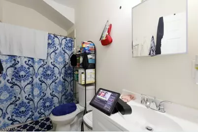 349 Osborne Ter, Newark, NJ 07112 - Photo 5