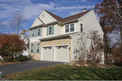 92 Harvard Cir, Montgomery Township, NJ 08540 - Photo 3