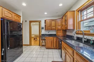 14 Laurel Ave, Clifton, NJ 07012 - Photo 17