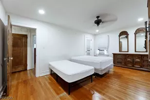 14 Laurel Ave, Clifton, NJ 07012 - Photo 23