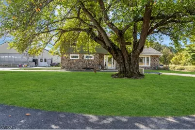 70 Mackenzie Rd, Lebanon Township, NJ 08827 - Photo 13