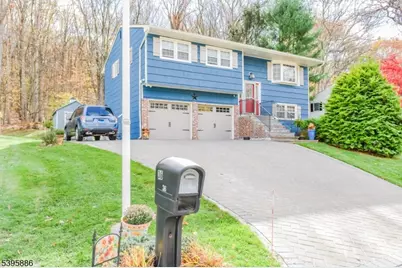 36 Deer Path Dr, Mount Olive, NJ 07836 - Photo 33