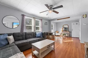 466 Market St, Elmwood Park, NJ 07407 - Photo 3