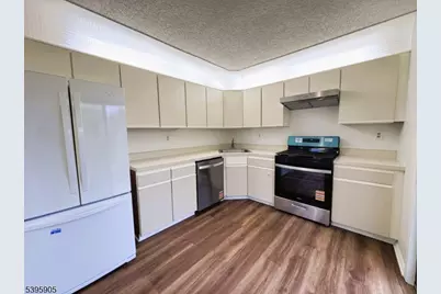 1 Lyon Ln #1, Franklin Township, NJ 08823 - Photo 7