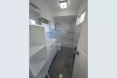 19 Rossmore Pl, Belleville, NJ 07109 - Photo 5