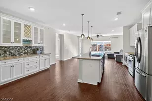 67 Grabowski Dr, Sayreville Boro, NJ 08859 - Photo 5