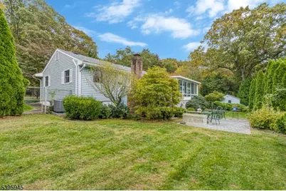 608 Raritan Ave, Middletown Twp., NJ 07716 - Photo 33