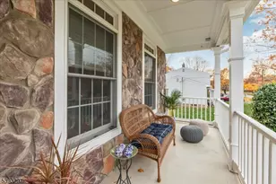 11 Madaline Dr, Edison, NJ 08820 - Photo 5