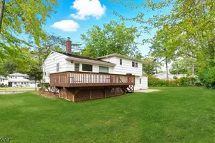 2286 Stocker Ln, Scotch Plains Township, NJ 07076 - Photo 27