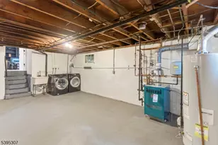 2286 Stocker Ln, Scotch Plains Township, NJ 07076 - Photo 23