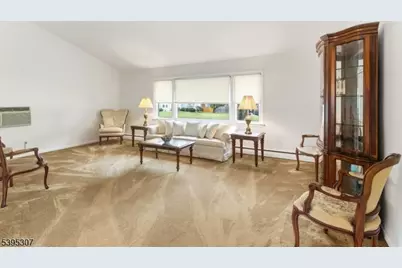 2286 Stocker Ln, Scotch Plains Township, NJ 07076 - Photo 7