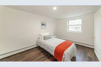 315 Santa Fe Trail, Hopatcong, NJ 07843 - Photo 15