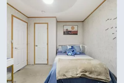 18 3rd St, Woodbridge Township, NJ 07001 - Photo 9