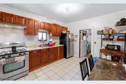 113 2nd St, Elizabeth, NJ 07206 - Photo 13