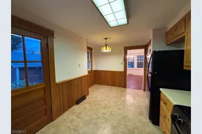 2 Beech St, Cranford Township, NJ 07016 - Photo 9