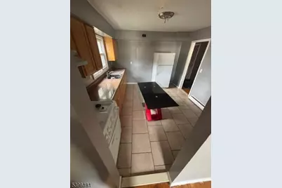 20 Brookdale Ave #1, Newark, NJ 07106 - Photo 11