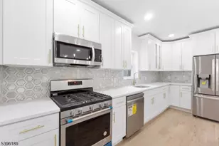 31 Cummings St, Irvington, NJ 07111 - Photo 7