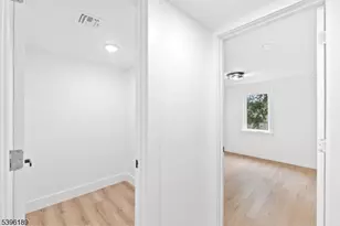 31 Cummings St, Irvington, NJ 07111 - Photo 21