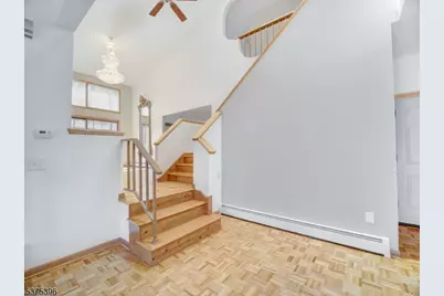 18 Jani Ct, Clifton, NJ 07013 - Photo 9