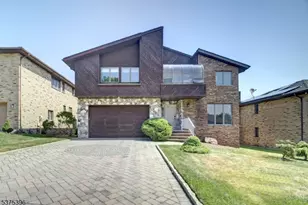 18 Jani Ct, Clifton, NJ 07013 - Photo 3