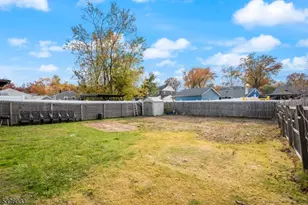 392 Lower Alden Dr, Rahway, NJ 07065 - Photo 25