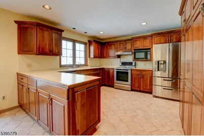 6 Brookvale Ter, Kinnelon, NJ 07405 - Photo 15