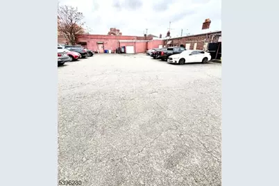 580 Ridge Rd, North Arlington, NJ 07031 - Photo 5