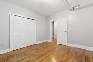 162 Fairview Ave, Jersey City, NJ 07304 - Photo 11