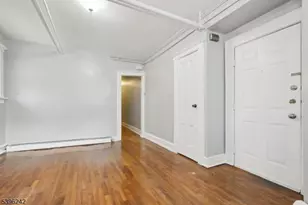 162 Fairview Ave, Jersey City, NJ 07304 - Photo 9